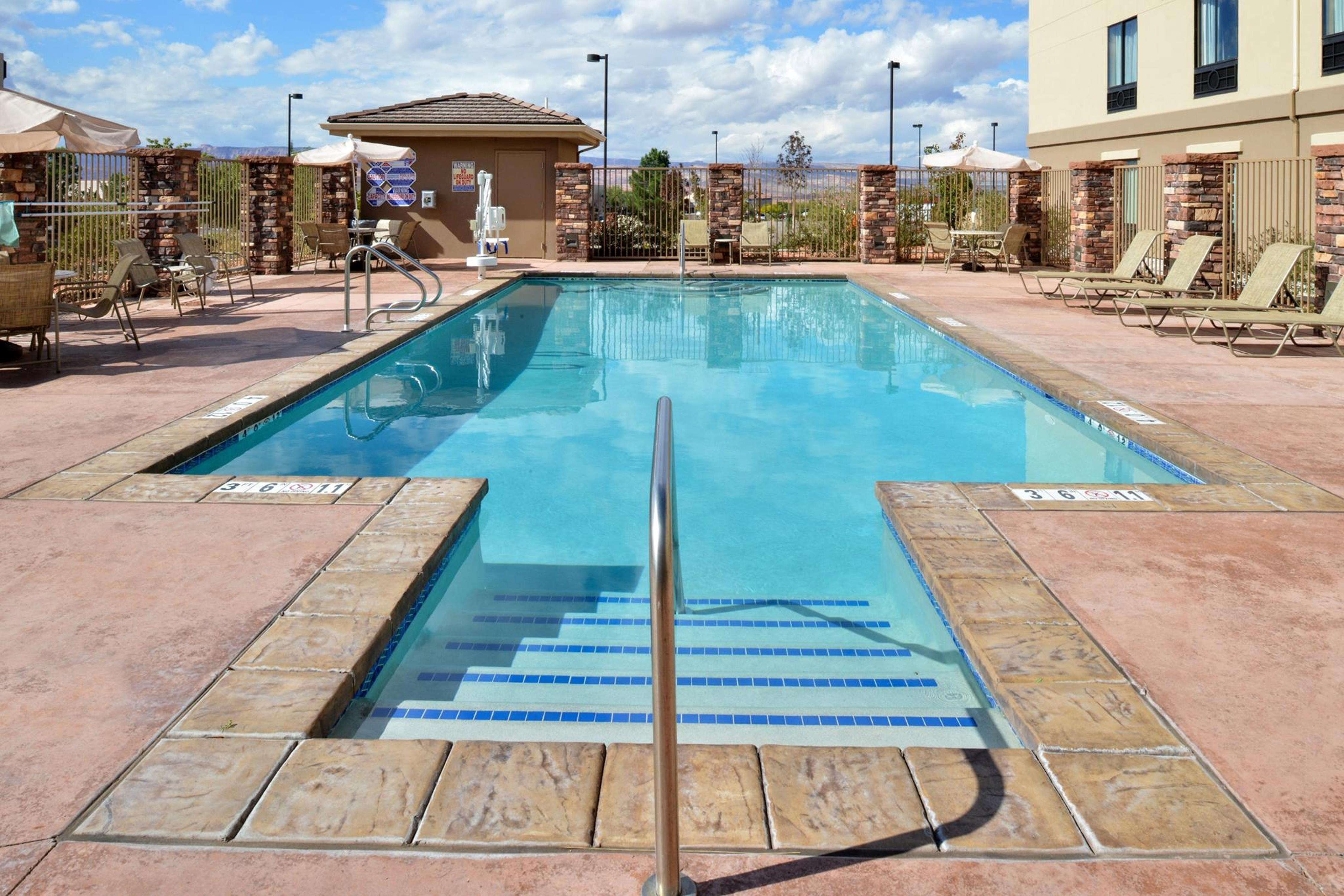 Holiday Inn Express & Suites Page - Lake Powell Area By Ihg Екстер'єр фото