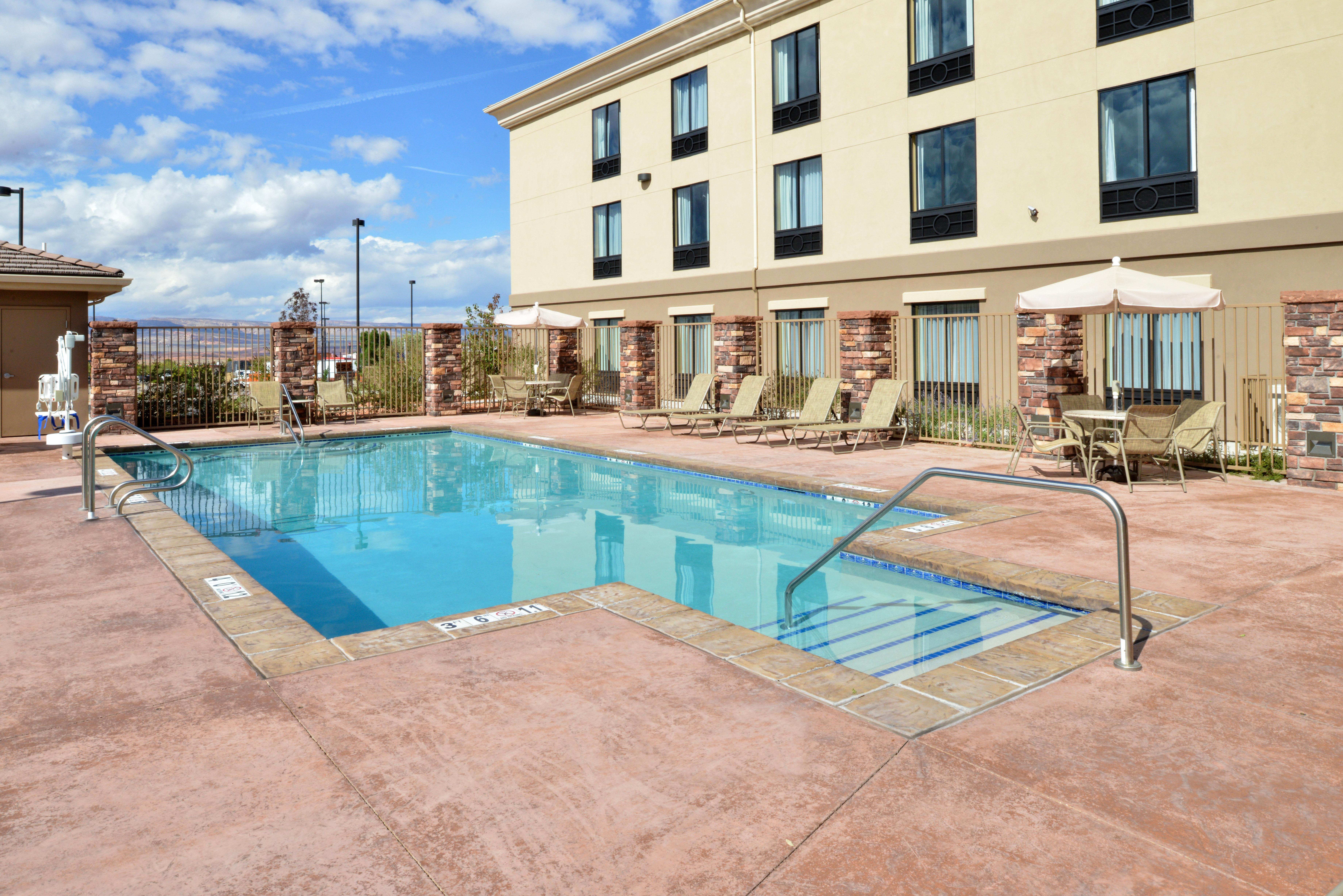 Holiday Inn Express & Suites Page - Lake Powell Area By Ihg Екстер'єр фото