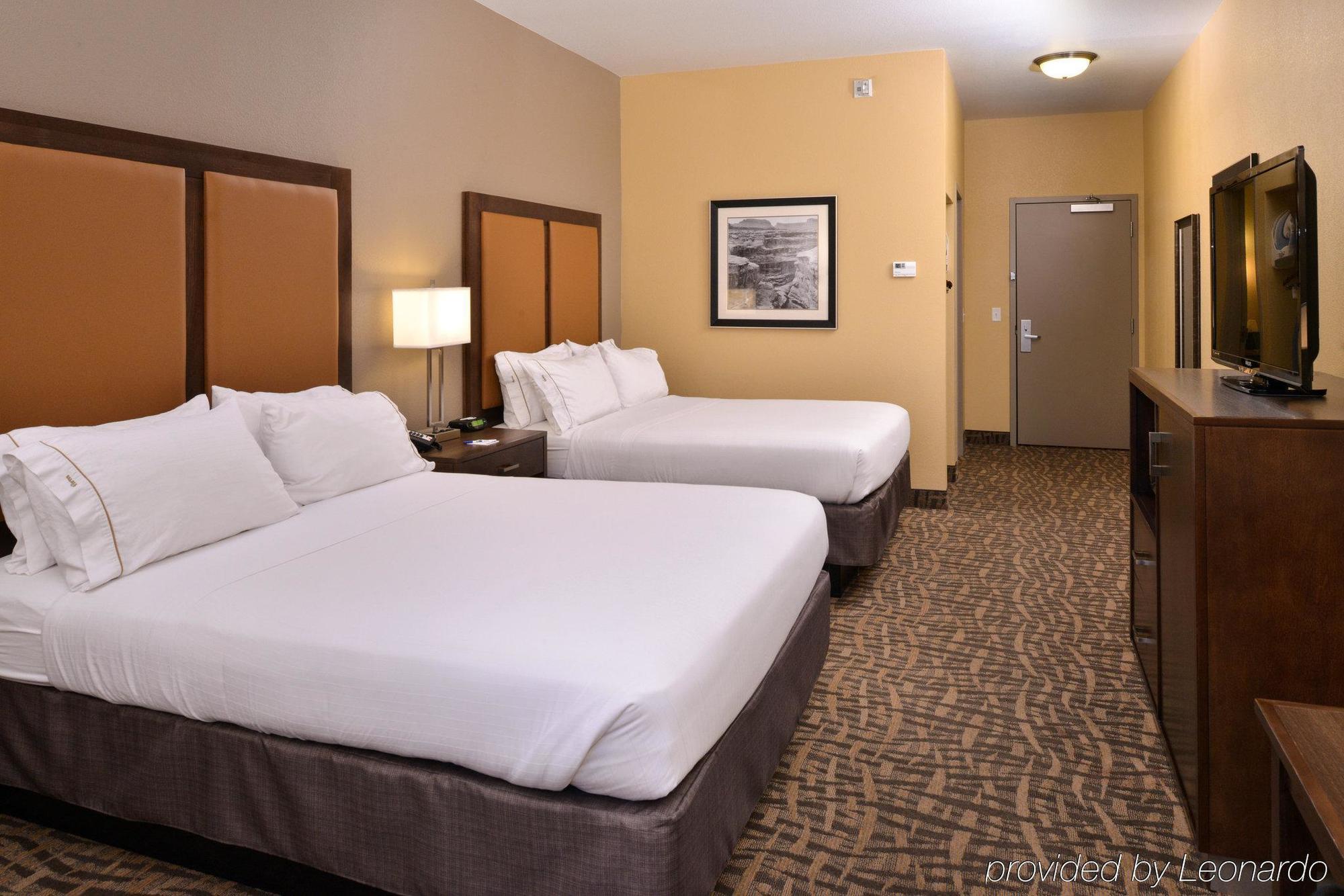 Holiday Inn Express & Suites Page - Lake Powell Area By Ihg Екстер'єр фото